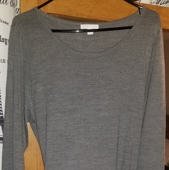 Dress - Picture 8 of 8